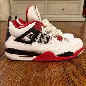 Jordan Retro 4 Fire Red Sz 11.5 (2012)